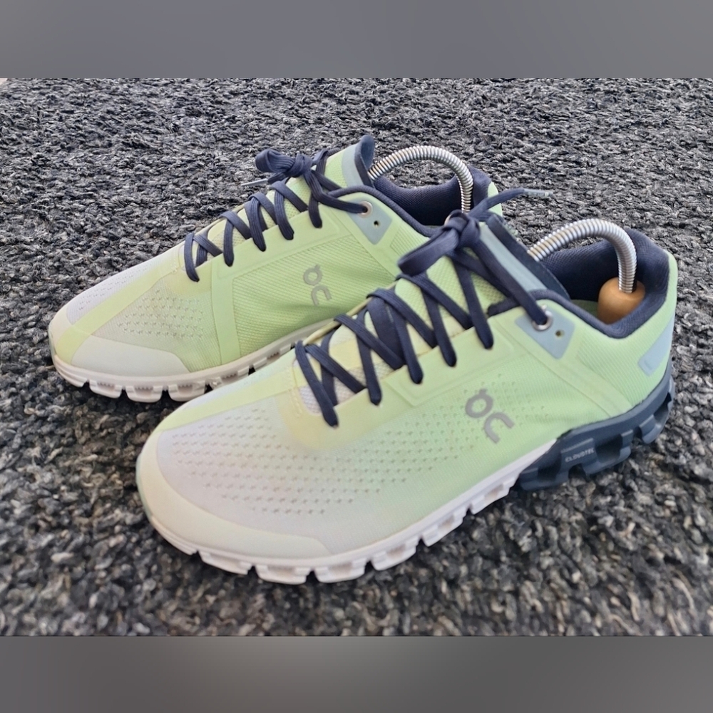 On Cloud Cloudflow 3 Running Shoes Woman Size 7 Meadow Green White**Pls Read** - Picture 2 of 16